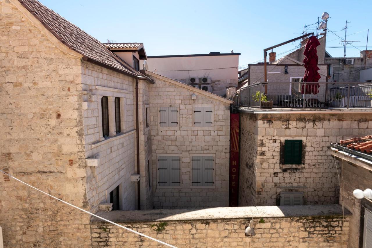 Gothic Palace Heritage سبليت المظهر الخارجي الصورة