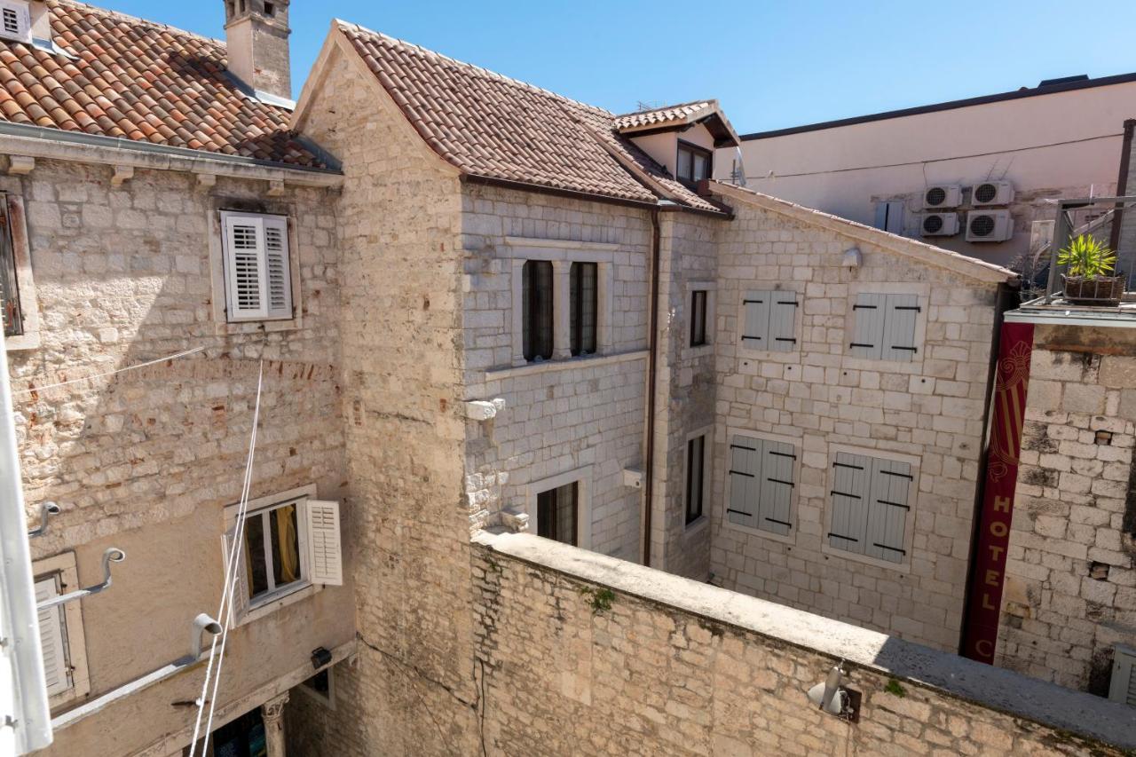 Gothic Palace Heritage سبليت المظهر الخارجي الصورة
